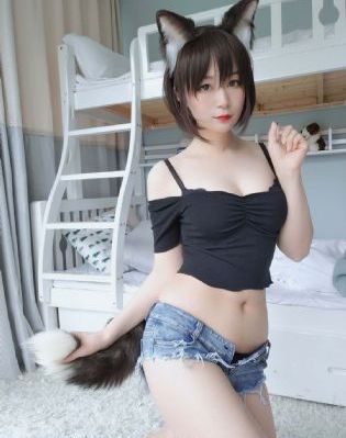 部长的妻子4_BD英语高清免费观看
