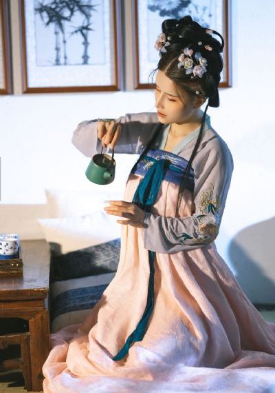 李 电影_免费手机观看